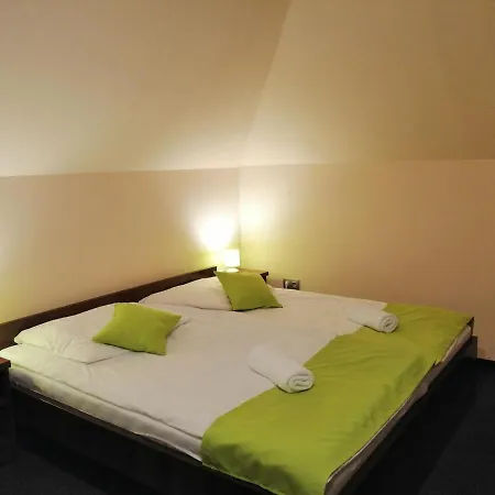 Bed & Breakfast Goscinne Z Lazienkami *
