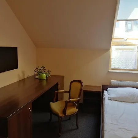 Bed & Breakfast Goscinne Z Lazienkami *