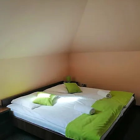 Goscinne Z Lazienkami Oda ve Kahvaltı